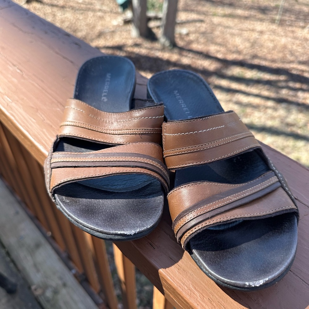 Merrell brown leather sandals